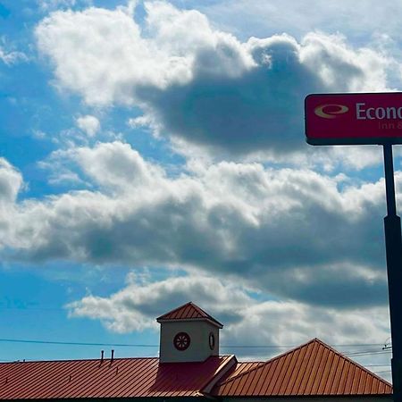 Econo Lodge Inn & Suites Downtown San Antonio Riverwalk Area Exterior photo