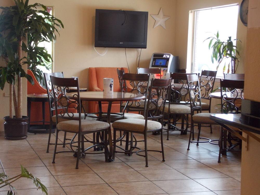 Econo Lodge Inn & Suites Downtown San Antonio Exterior photo